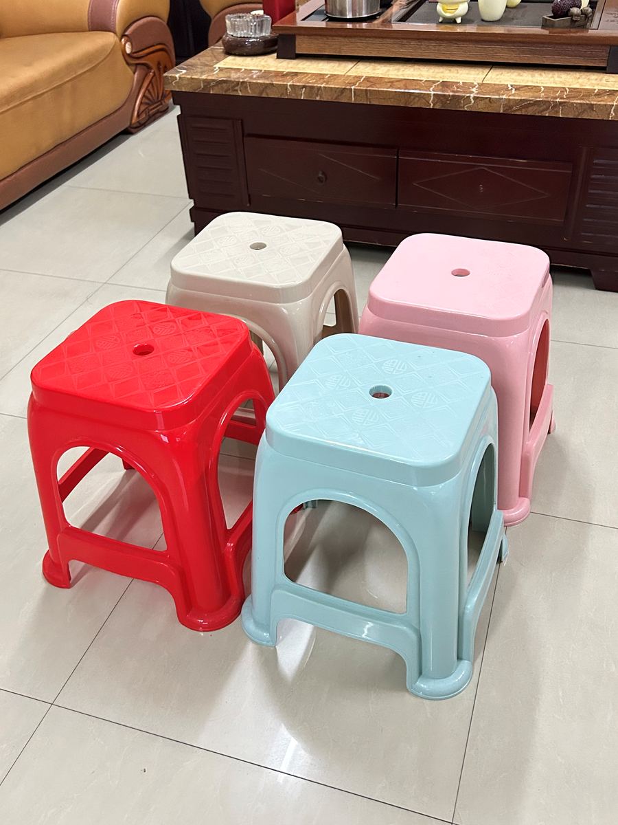 高凳 High Stools