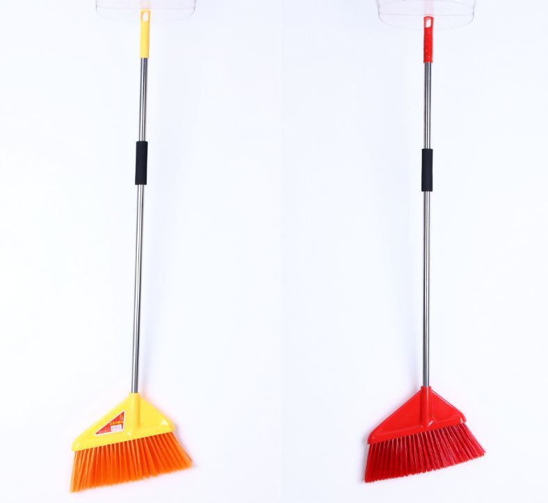 喷塑柄三角水晶扫 Plastic-coated Handle Triangle Crystal Broom